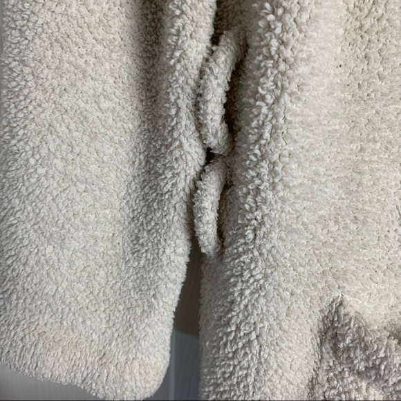 Barefoot Dreams CozyChic Robe - Picture 4 of 8